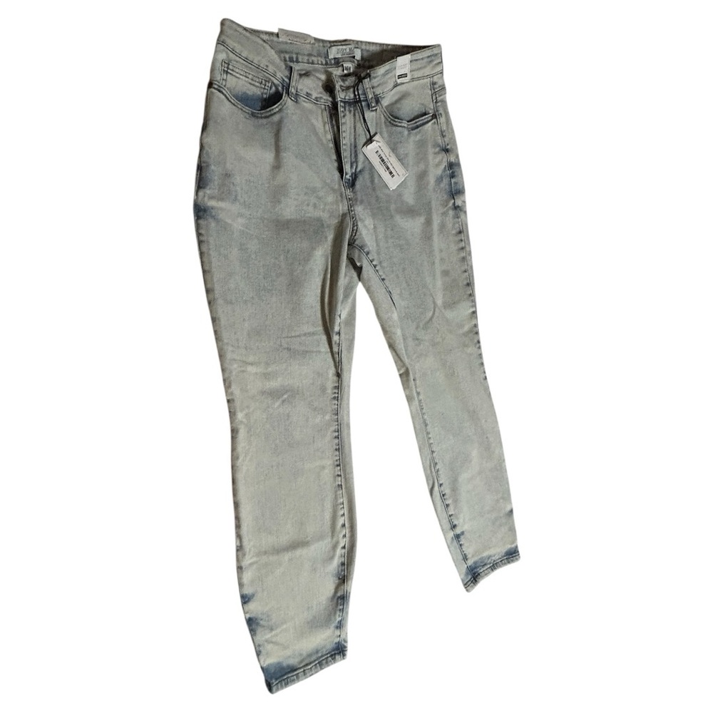 NWT 14W Judy Blue Acid Wash Skinny Jeans
